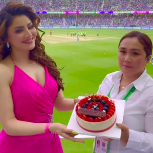 Urvashi Rautela’s Birthday Surprise During India vs Pakistan Clash