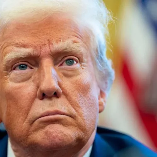 Trump imposes tariffs but Canada and Mexico hit back